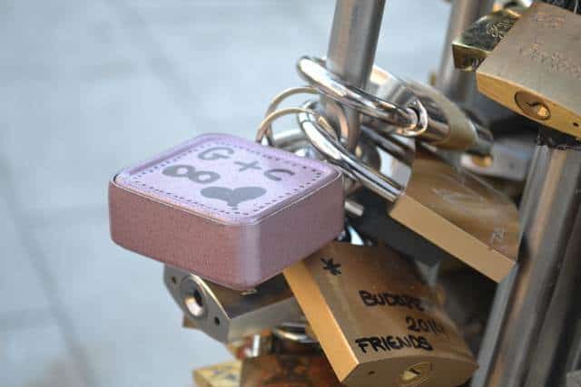 Unusual Love Lock Locations