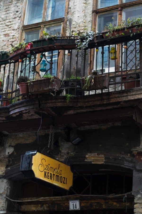 The Szimpla Kert Farmer’s Market in Budapest